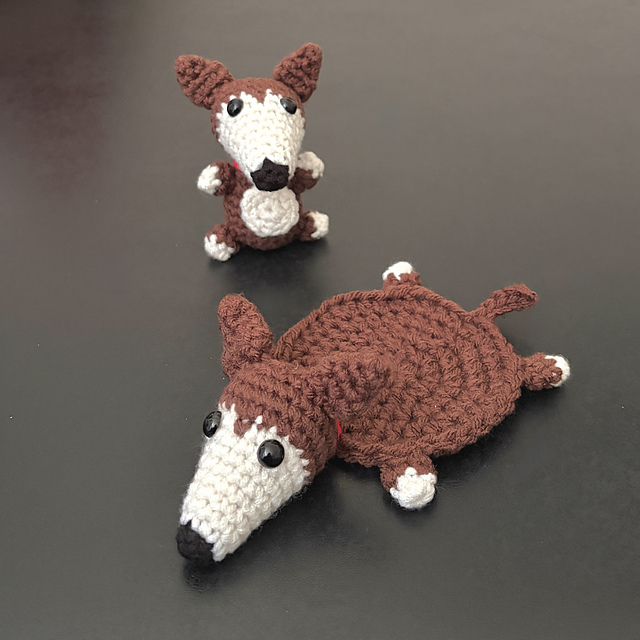 Chibi Greyhound & Coaster Set