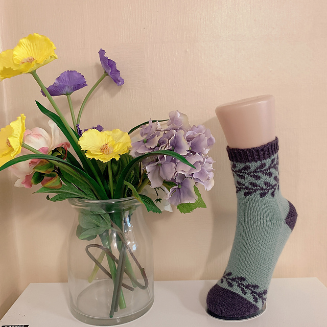 Leaf socks