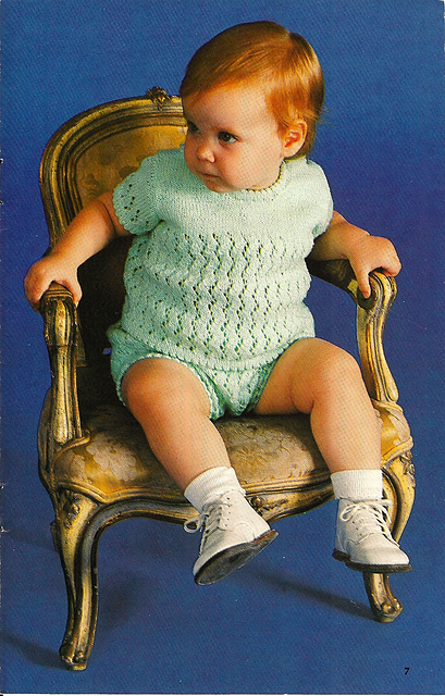 Zig-Zag Pattern Suit D-126