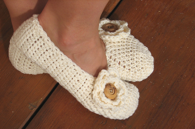 Cream White Slippers