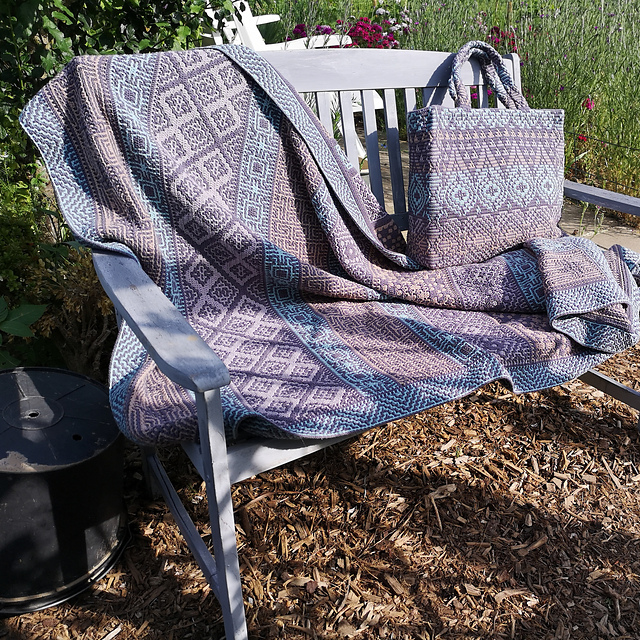 Evelyn's "Still playing with patterns" — foto 2