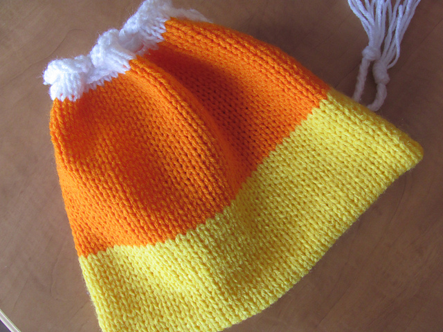 Ravelry: Quick & Easy Halloween Candy Corn Trick or Treat Bag pattern ...