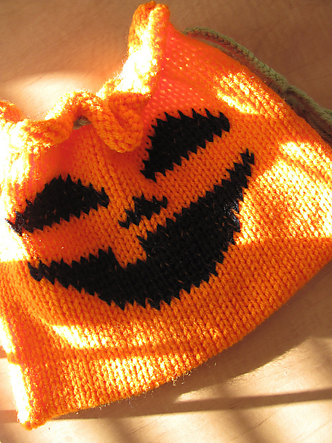 Quick & Easy Halloween Pumpkin Trick or Treat Bag