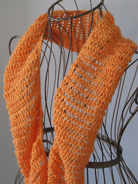 Feather Lace Cowl