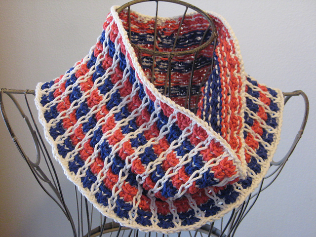 Field of Tulips Cowl