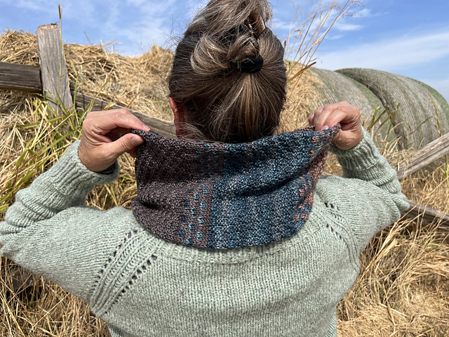 Five Day Cowl