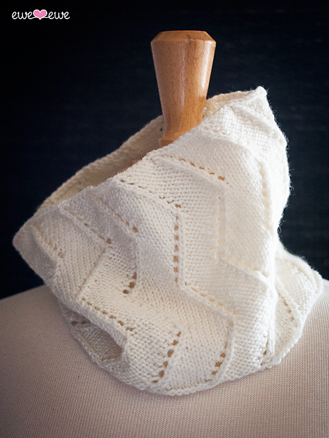 1-skein Zigzag Cowl