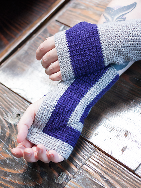 Crossroads Crochet Mitts