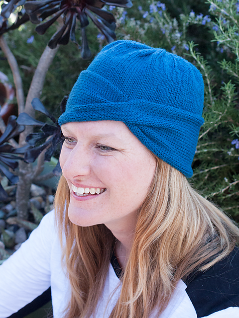Criss Cross Cable Cap