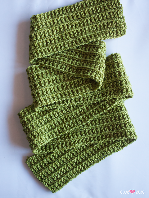 Wainscot Scarf