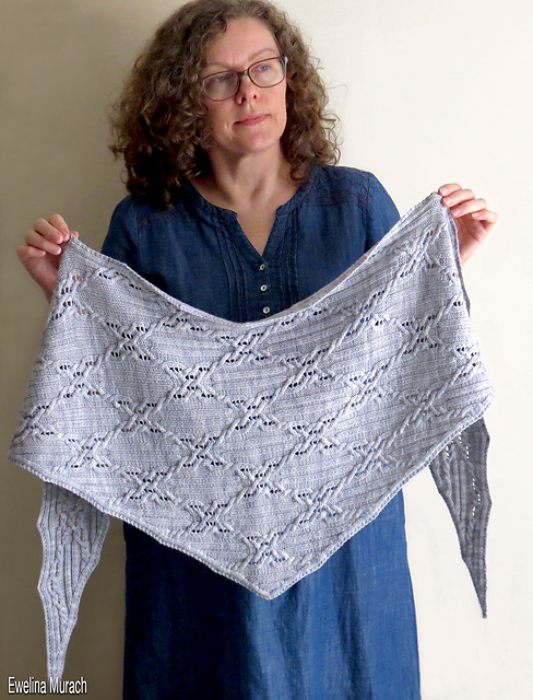 norah ノラ Hand knitted shawl Ravelry: Norah Shawl pattern by Ewelina Murach