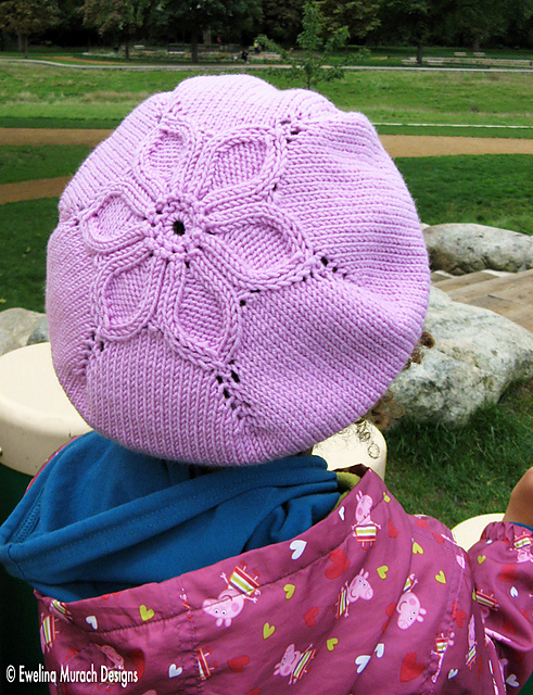 Flower Tam (DK yarn)