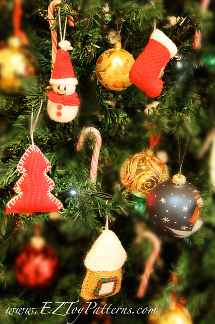 4 Christmas Tree Ornaments
