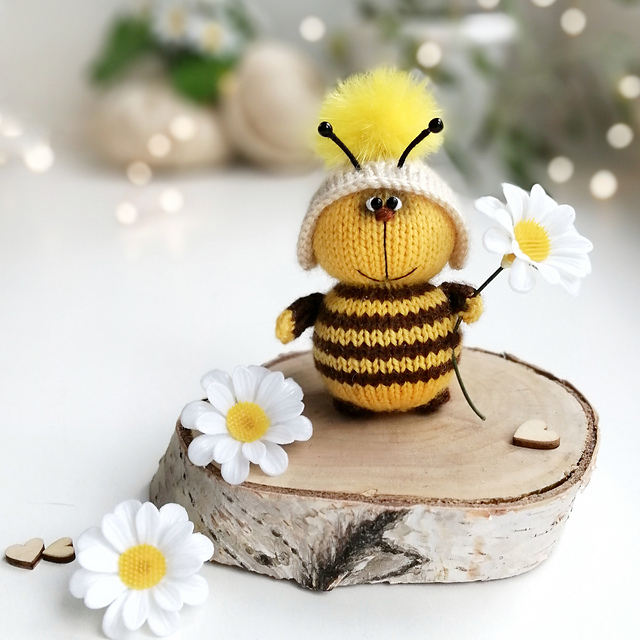 Sue the bee toy
