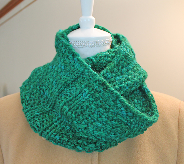 Pebble Path Cowl