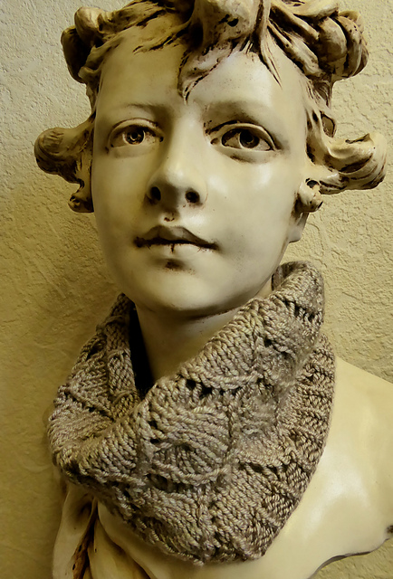 Karolina Halswärmer/Cowl