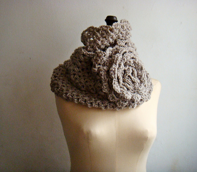 Flower Infinity Loop Scarf