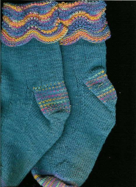 Old Shale Two Yarn Socks