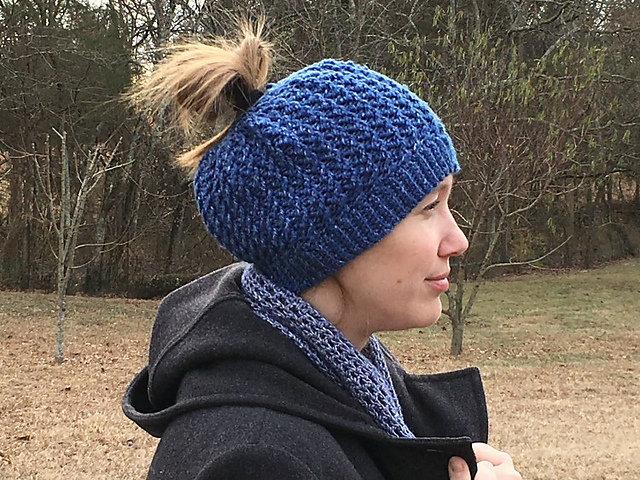 Ripple Lace Messy Bun Hat