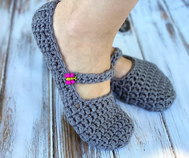 Chunky Button Slippers