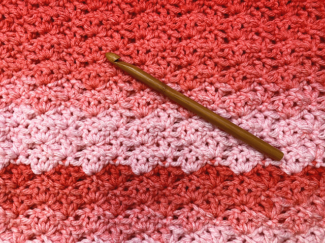 Shell Stitch Blanket