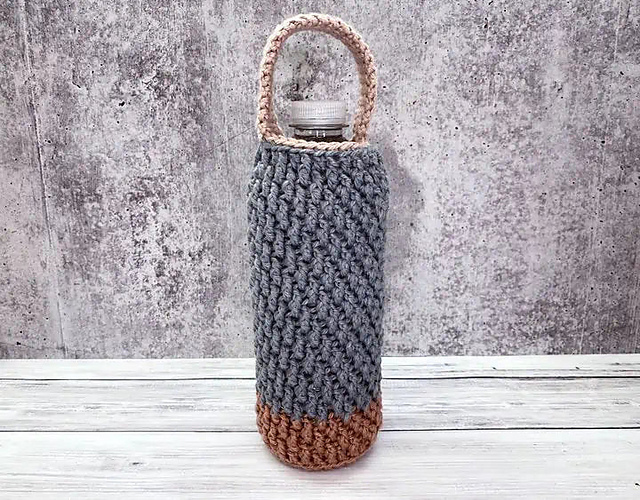 Textured Water Bottle Cover