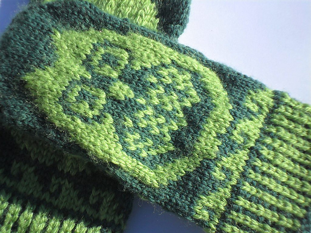 Oowlly Mittens portuguese version