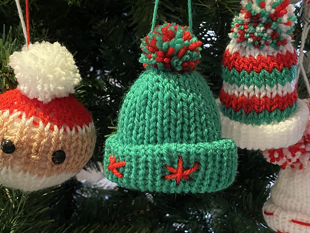 Christmas hat eggwarmer/ball