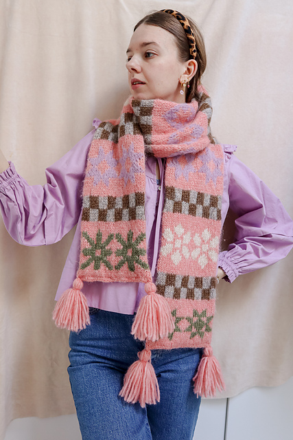Ravelry: Quinty Quilt Scarf pattern by Famke | Mipi the Label