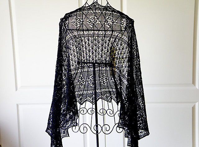 Rectangle lace shawl "Lenja"