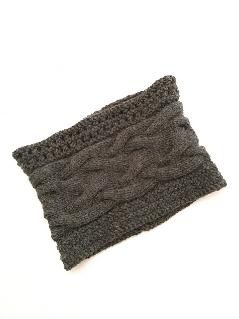 Lara's Cowl