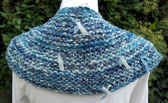 Curved Shawlette