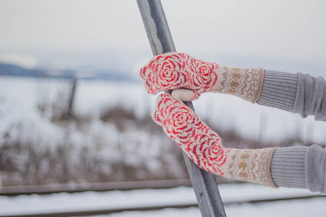 Rosy Mittens