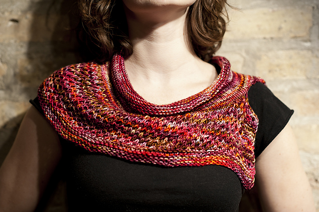 Flurries Cowl
