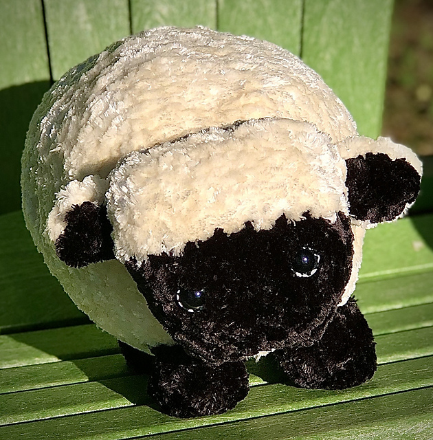 Cuddle Sheep