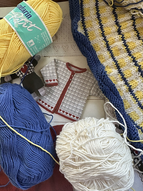 3C Jacket with heart borders
