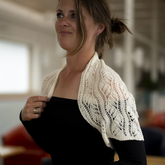 Leaf Lace Scarf or Shrug