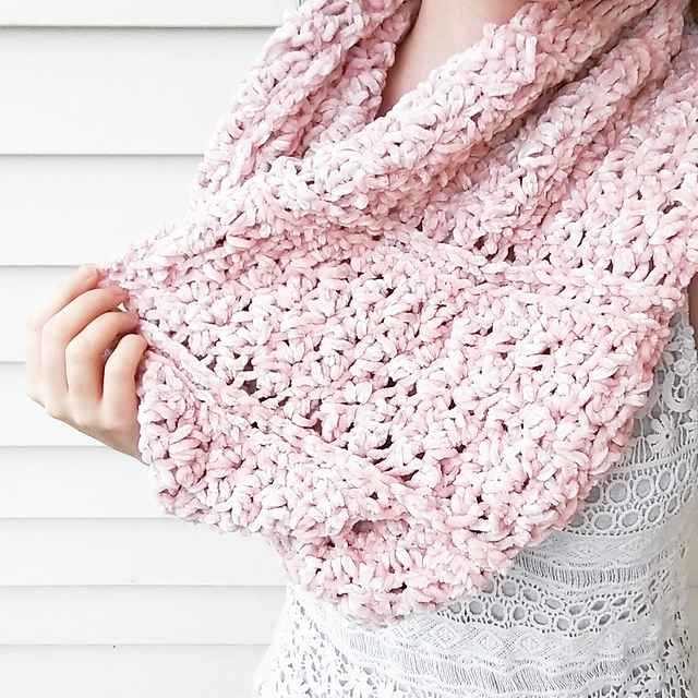 Tres Belle Cowl