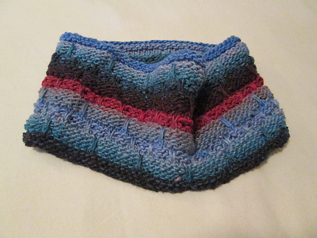 Mixed Bricks Cowl