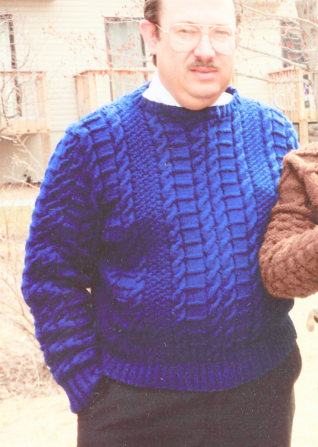 #01 Man’s or Woman’s Loose-fitting Pullover