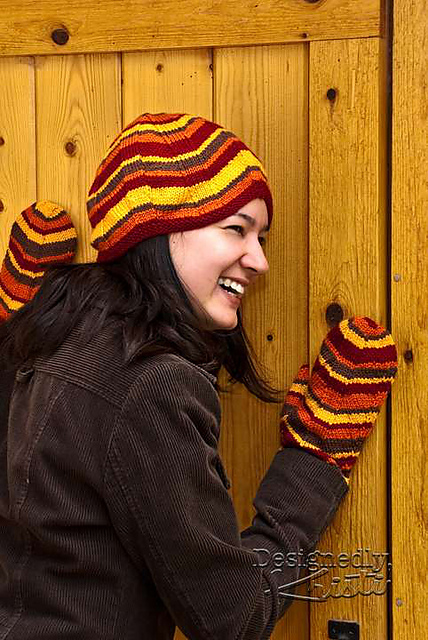 Milles-Feuilles Hat & Mitten Set