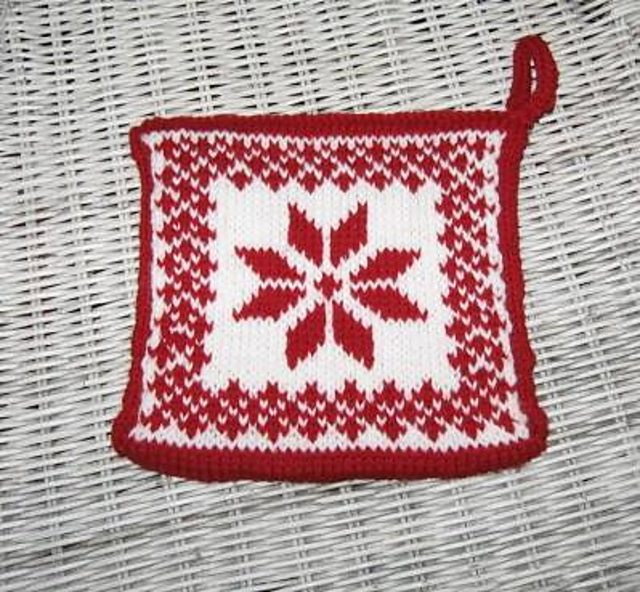 Norwegian Motif Potholder
