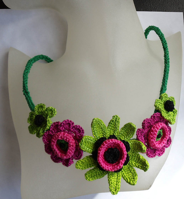 Summer Flower Necklace