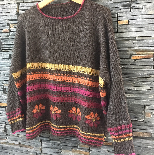 Ravelry: Pull Fire & Ice pattern by Fibres Collection