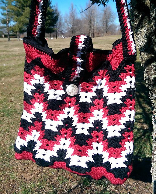 Spiked Ripple Purse