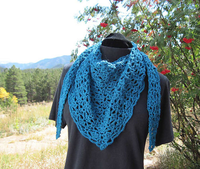 Little Wing Shawlette