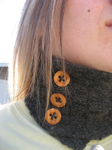 Cashmere cuff