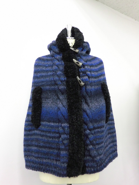 BR-11309 Hooded Volume Poncho