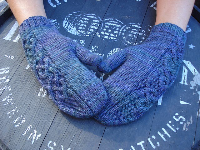 Sparrow Lake Mittens