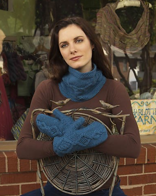 Diamond Twist Mitts & Cowl